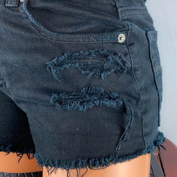 American Eagle Hi Rise Festival Shorts 2 - Picture 3 of 11